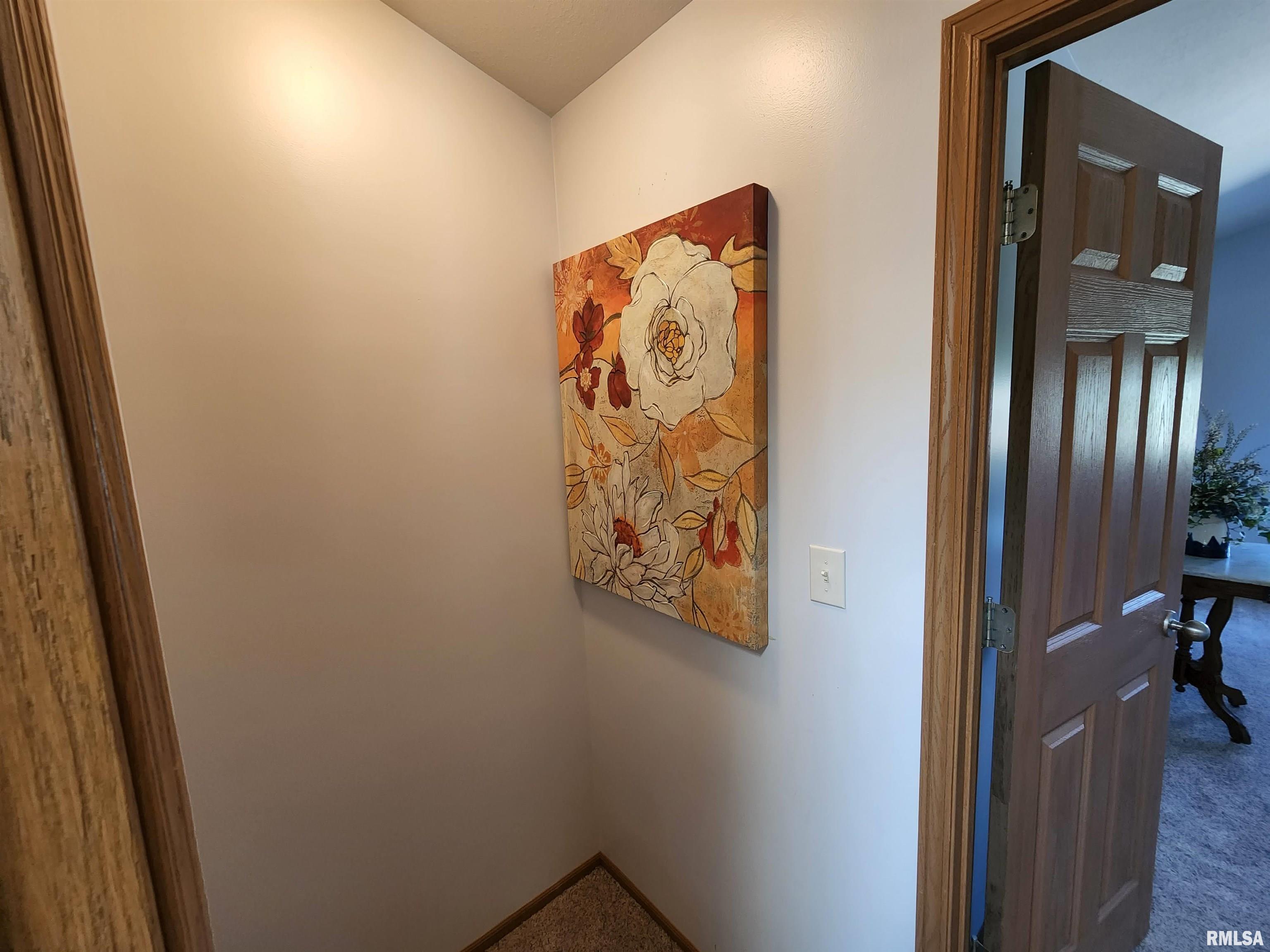 1822 Kingsbury Road Washington, IL 61571 - Photo 37 of 53 Gallery Image 37