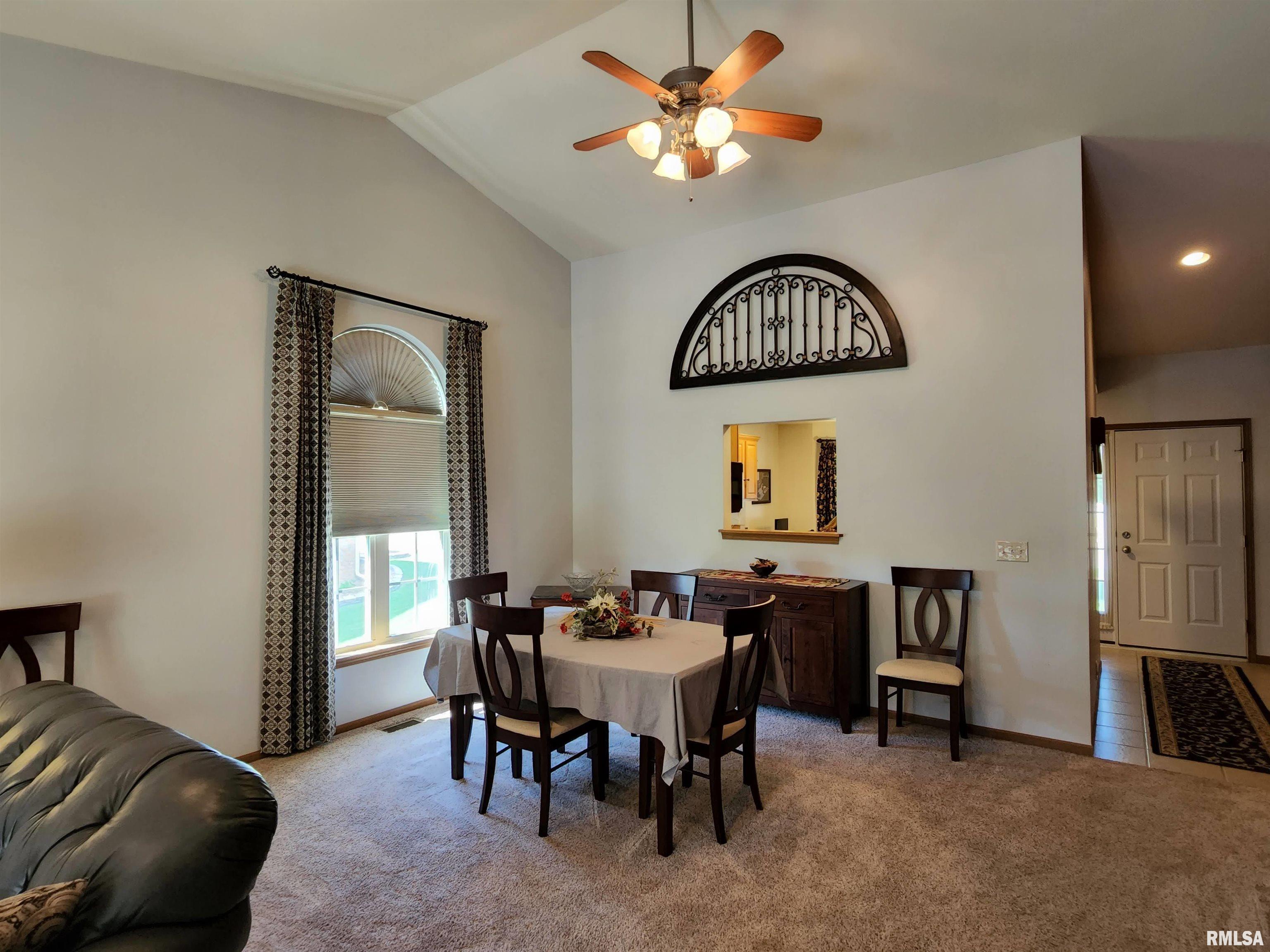 1822 Kingsbury Road Washington, IL 61571 - Photo 8 of 53 Gallery Image 8