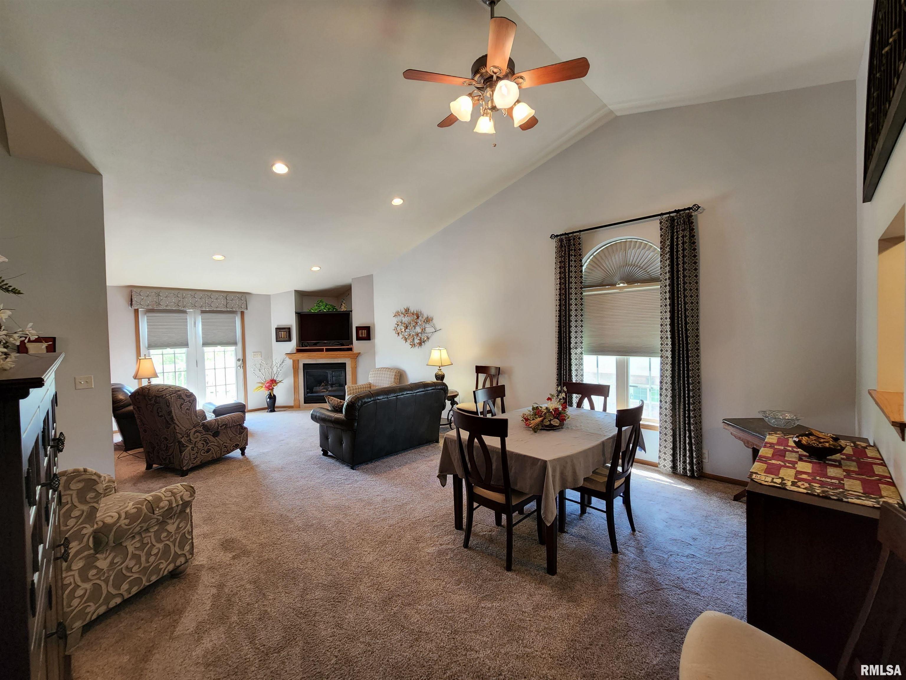 1822 Kingsbury Road Washington, IL 61571 - Photo 9 of 53 Gallery Image 9