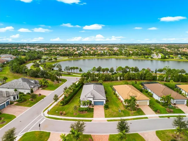 $779,990 | 7140 Woodville Cove, Bradenton, FL 34202