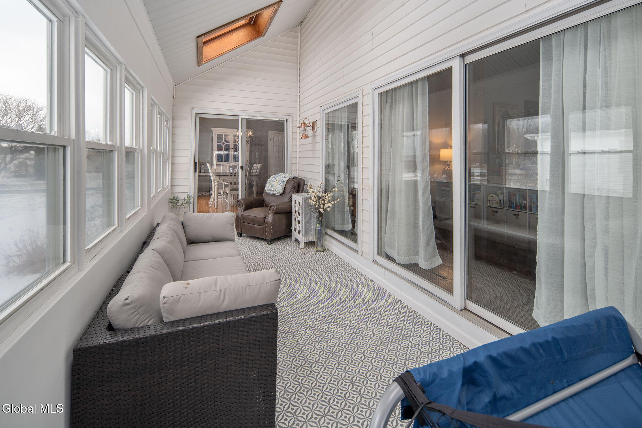 2 Robert Lane Rensselaer, NY 12144 - Photo 16 of 55 17-2RobertLn_17