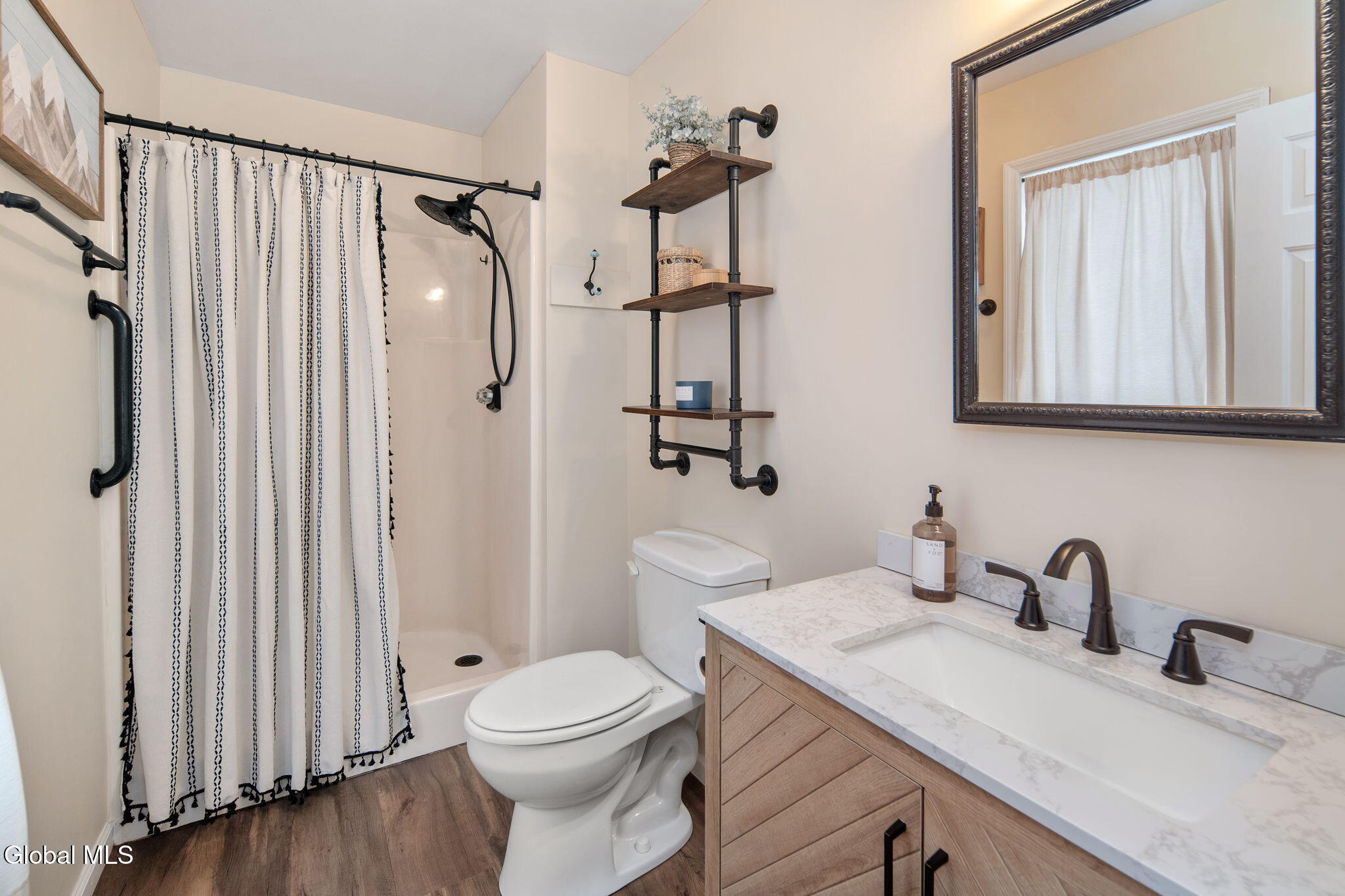 2 Robert Lane Rensselaer, NY 12144 - Photo 20 of 55 21-2RobertLn_21