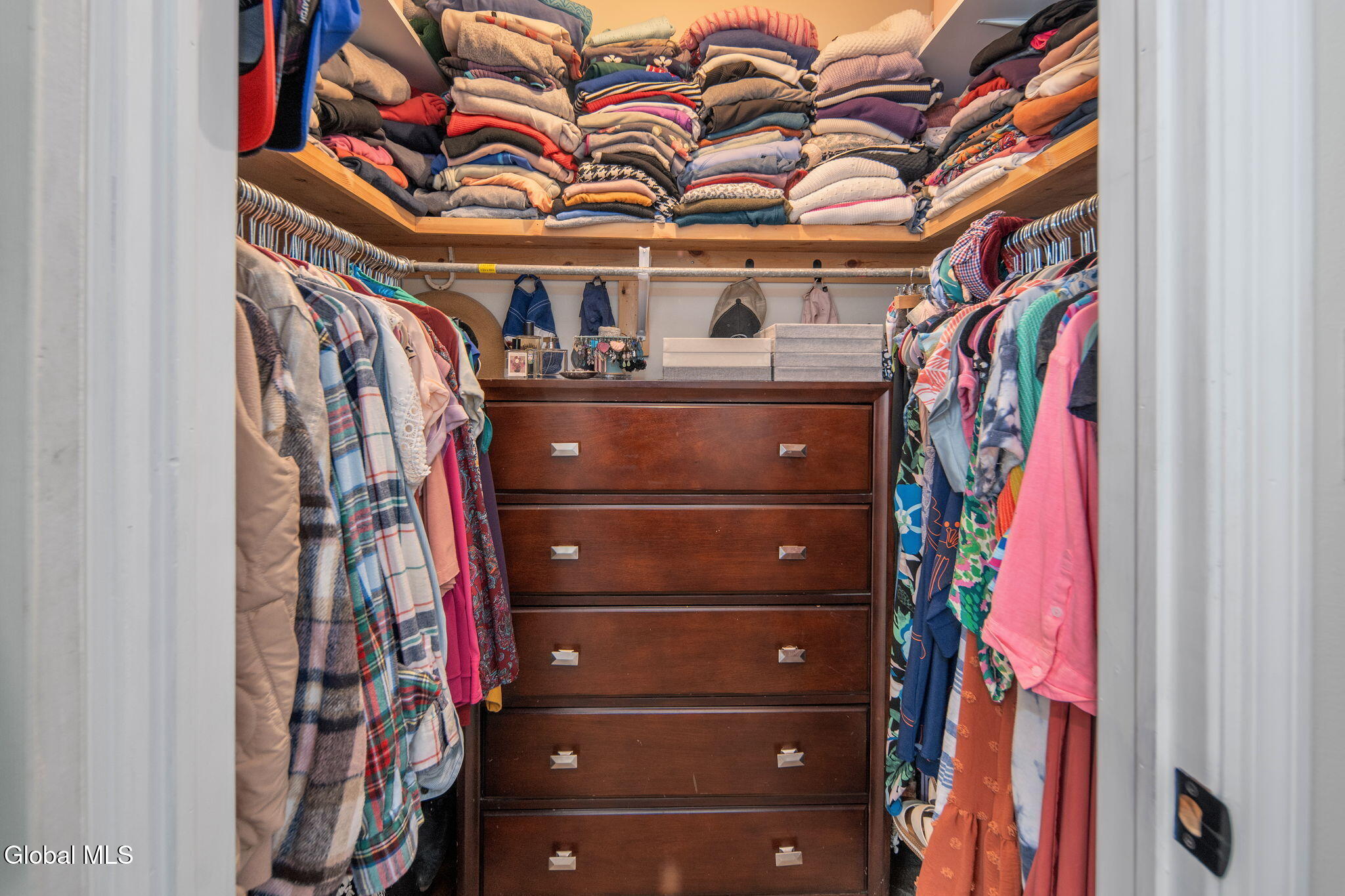 2 Robert Lane Rensselaer, NY 12144 - Photo 22 of 55 23-2RobertLn_23