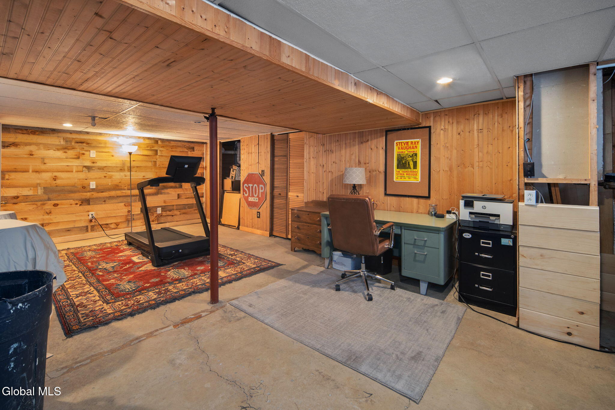 2 Robert Lane Rensselaer, NY 12144 - Photo 32 of 55 33-2RobertLn_33