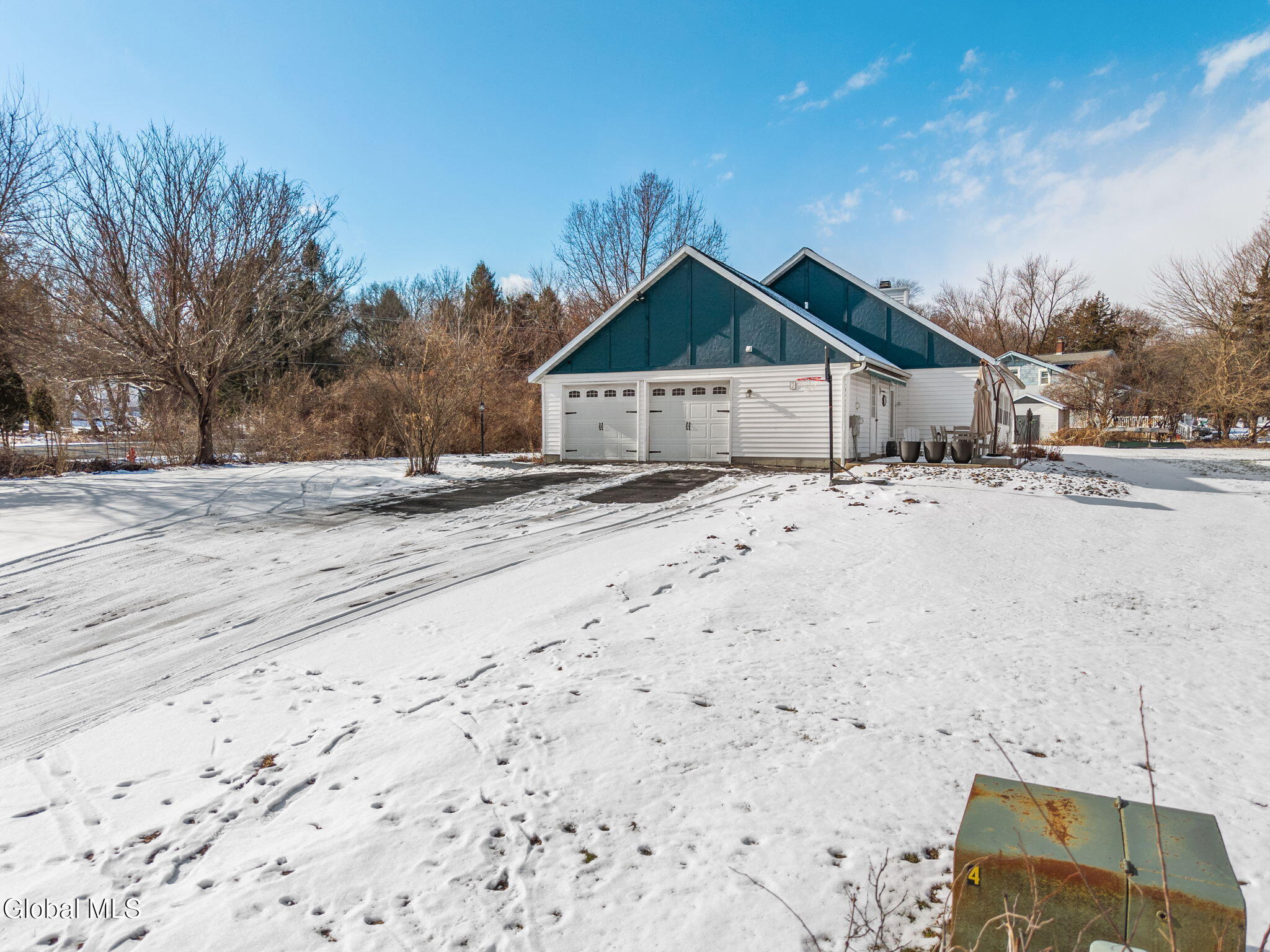 2 Robert Lane Rensselaer, NY 12144 - Photo 42 of 55 45-2RobertLn_45