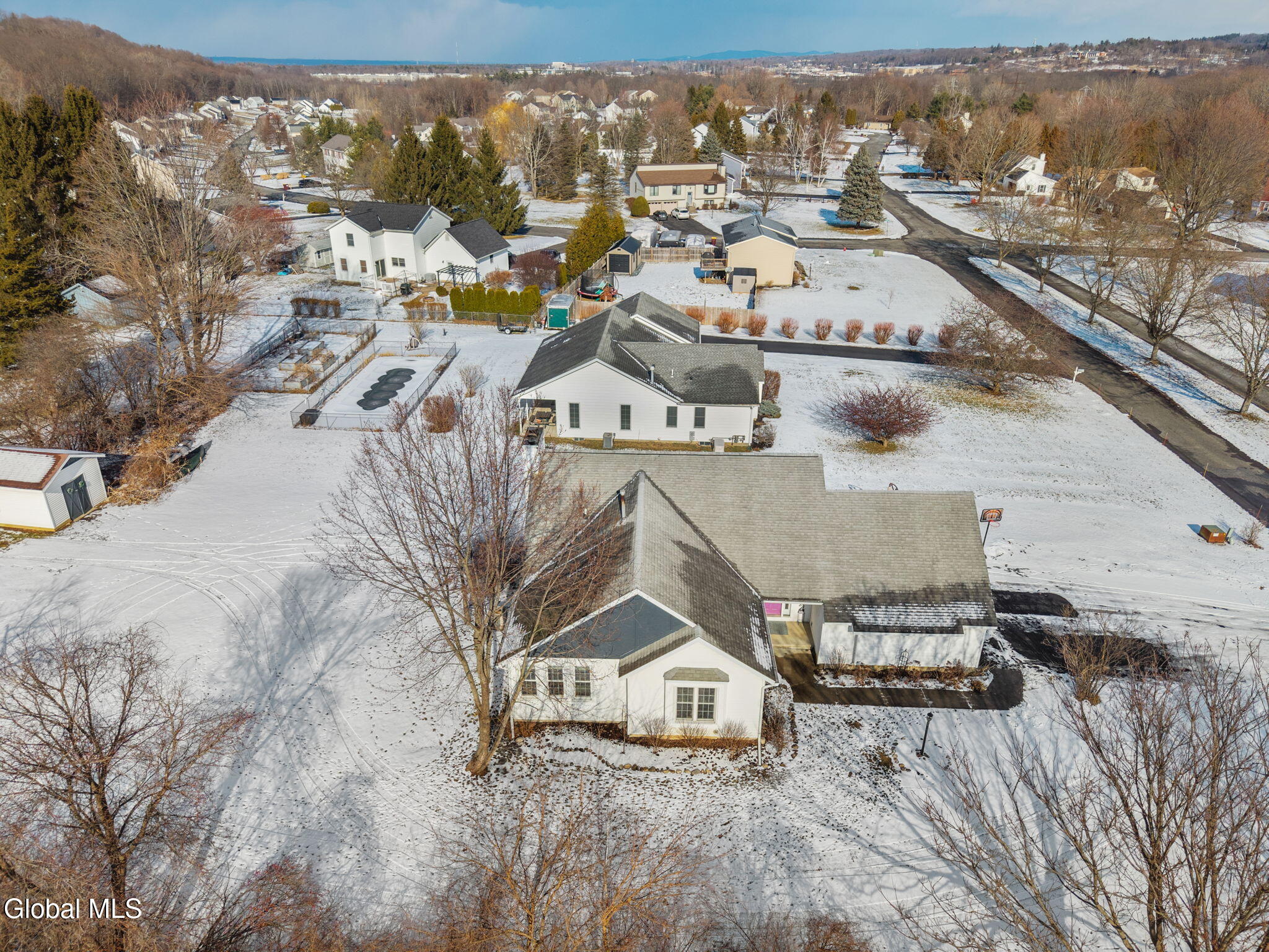 2 Robert Lane Rensselaer, NY 12144 - Photo 48 of 55 50-2RobertLn_50