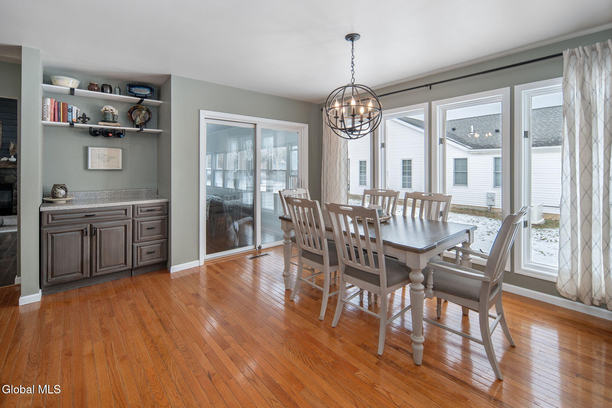 2 Robert Lane Rensselaer, NY 12144 - Photo 9 of 55 10-2RobertLn_10