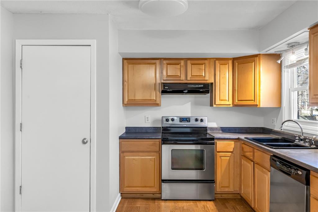 611 Northeast Corder Street Lee's Summit, MO 64063 - Photo 12 of 30