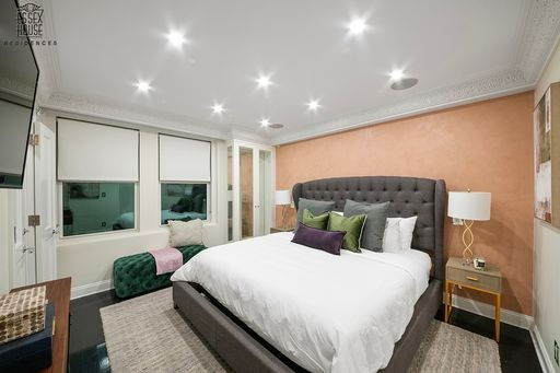 160 Central Park South, Unit 1246 Manhattan, NY 10019 - Photo 11 of 29 Photo 11