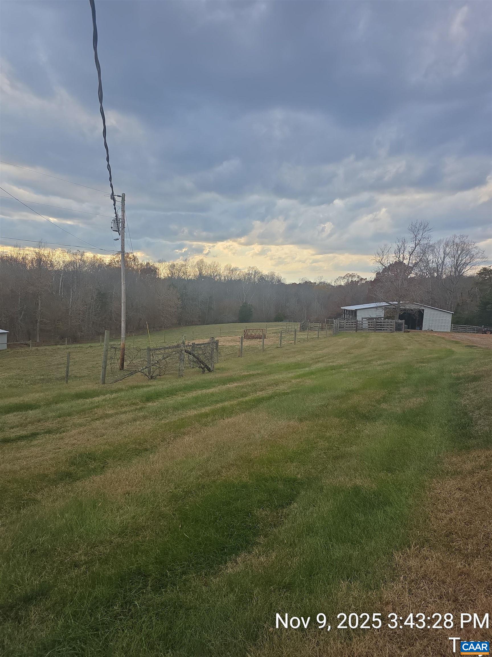 912 Hunters Lodge Road Troy, VA 22974 - Photo 22 of 22 a view of a big yard with an ocean view