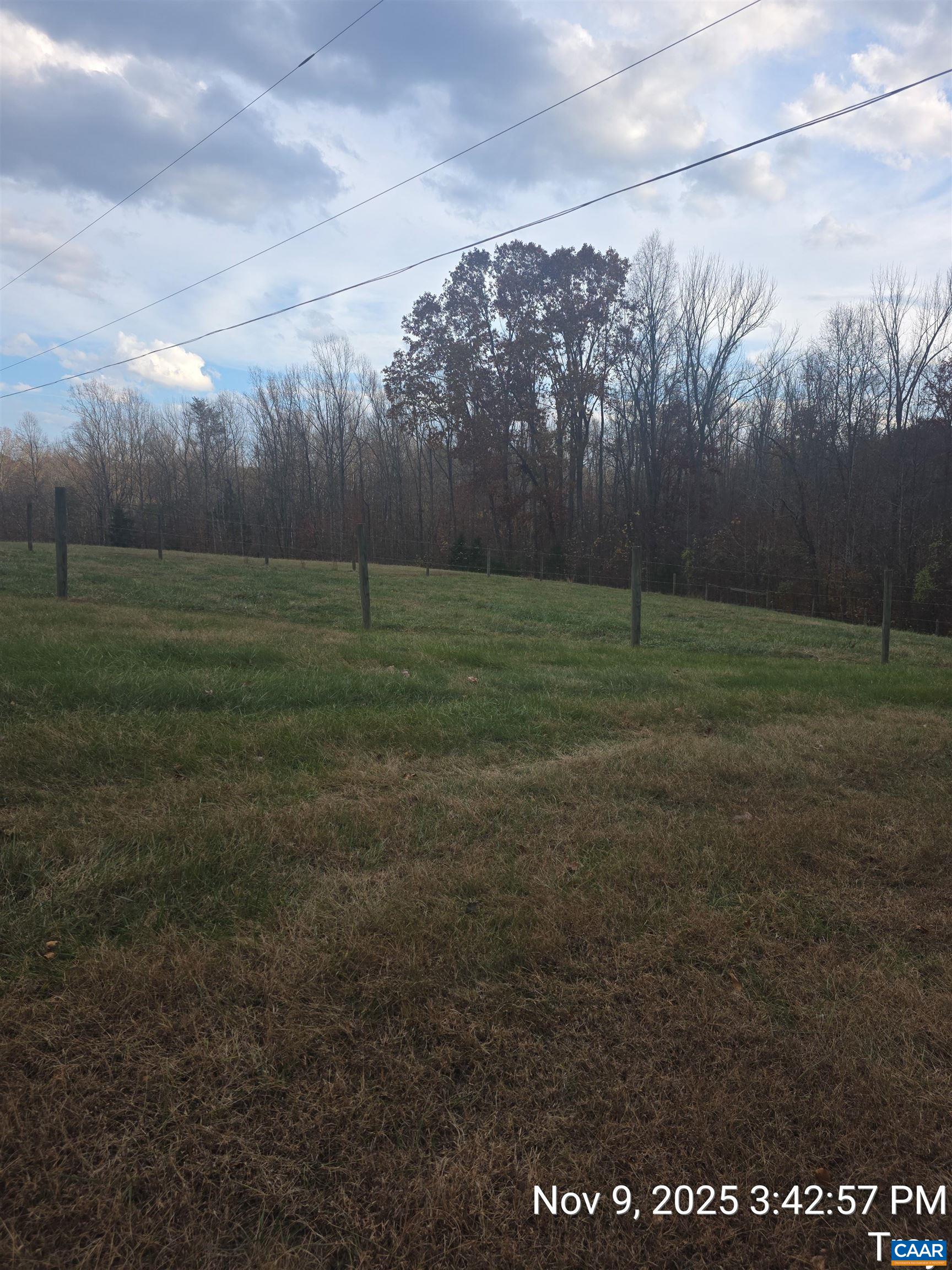 912 Hunters Lodge Road Troy, VA 22974 - Photo 7 of 22 a view of outdoor space and yard