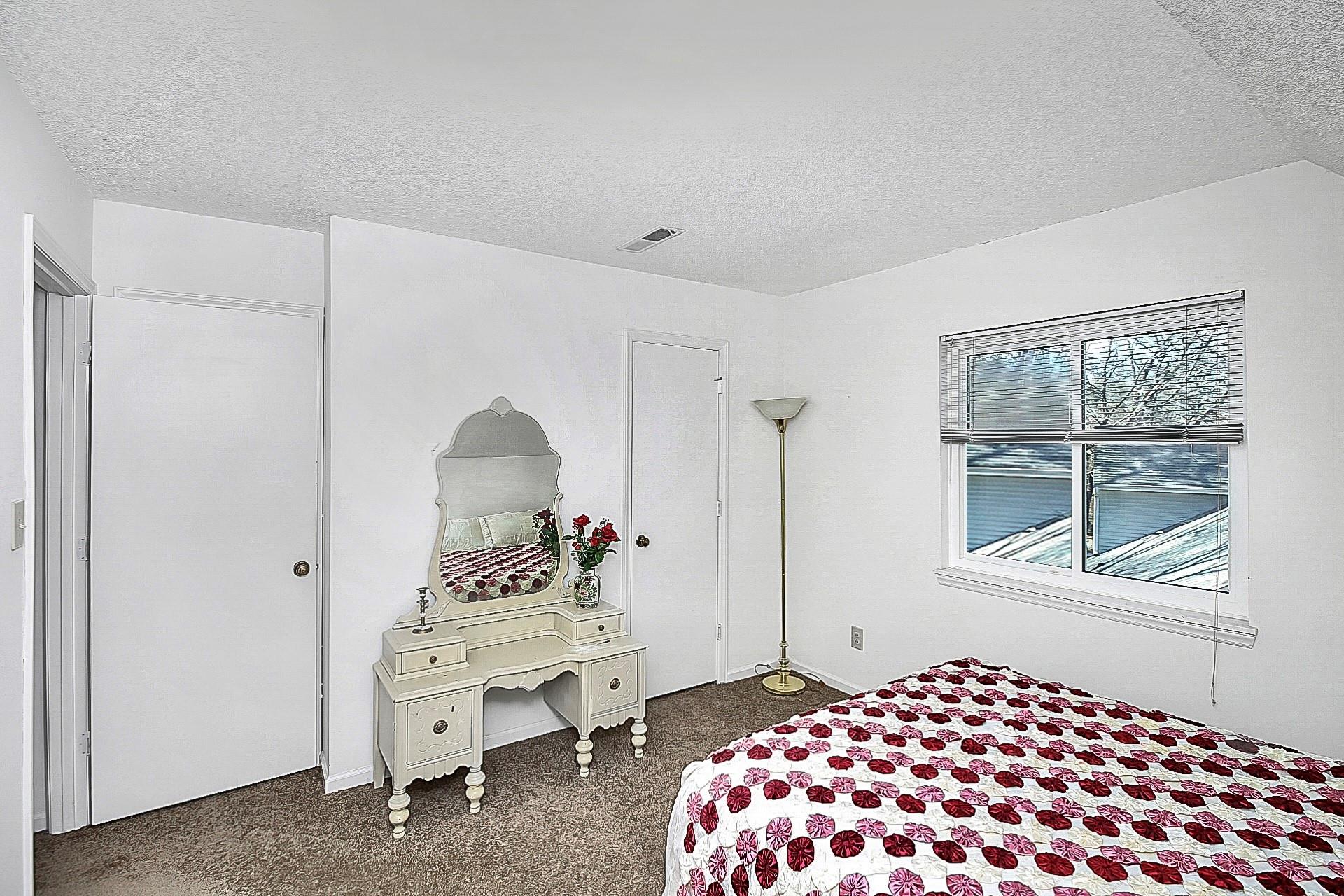 11909 5 Cedars Road Charlotte, NC 28226 - Photo 19 of 25 Gallery Image 19