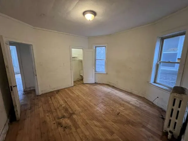 $140,000 | 8240 South Clyde Avenue, Chicago, IL 60617