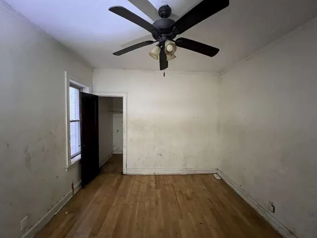 $140,000 | 8240 South Clyde Avenue, Chicago, IL 60617