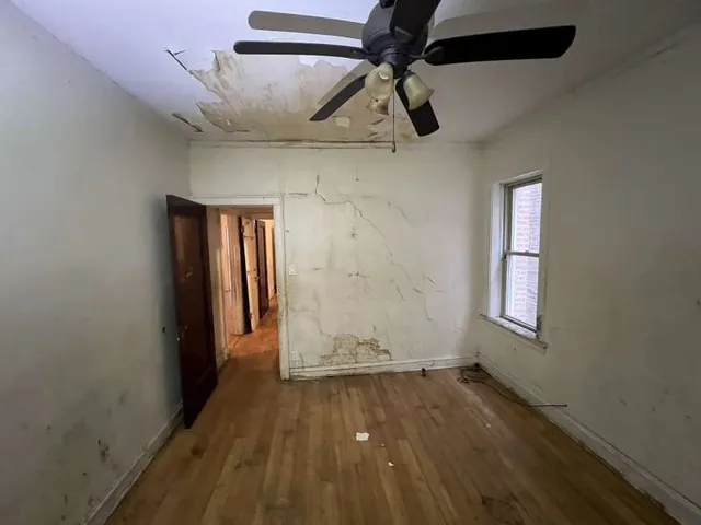 $140,000 | 8240 South Clyde Avenue, Chicago, IL 60617