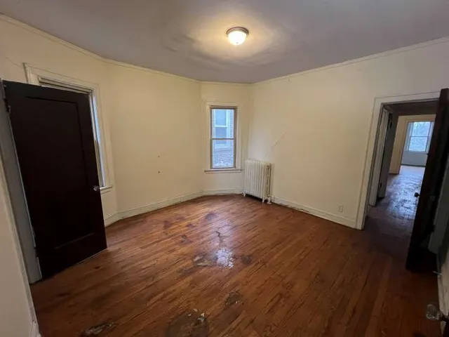 $140,000 | 8240 South Clyde Avenue, Chicago, IL 60617