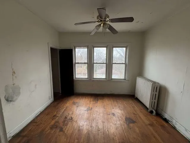 $140,000 | 8240 South Clyde Avenue, Chicago, IL 60617