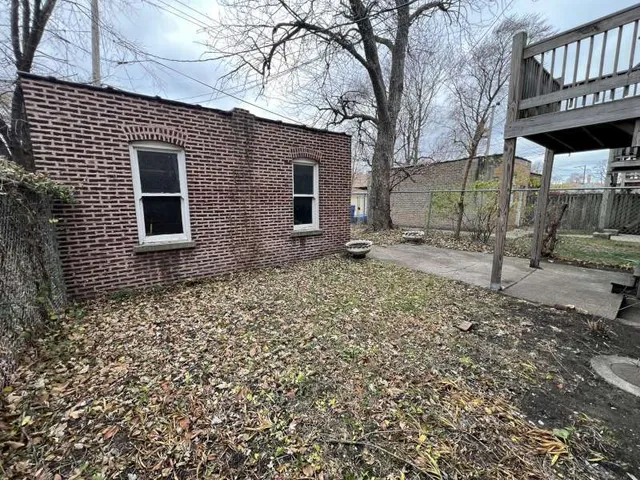 $140,000 | 8240 South Clyde Avenue, Chicago, IL 60617