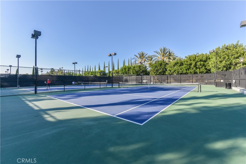 105 Hallmark Irvine, CA 92620 - Photo 21 of 32 a view of a tennis court