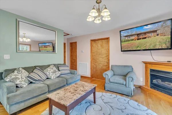 $389,000 | 330 Chestnut Forest Drive, Hardy, VA 24101