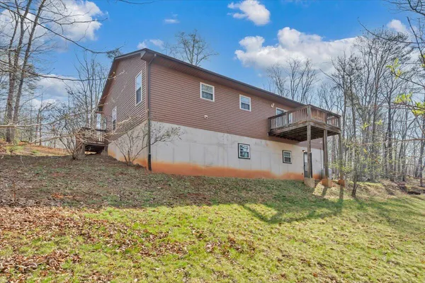 $389,000 | 330 Chestnut Forest Drive, Hardy, VA 24101