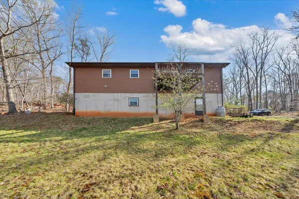 $389,000 | 330 Chestnut Forest Drive, Hardy, VA 24101
