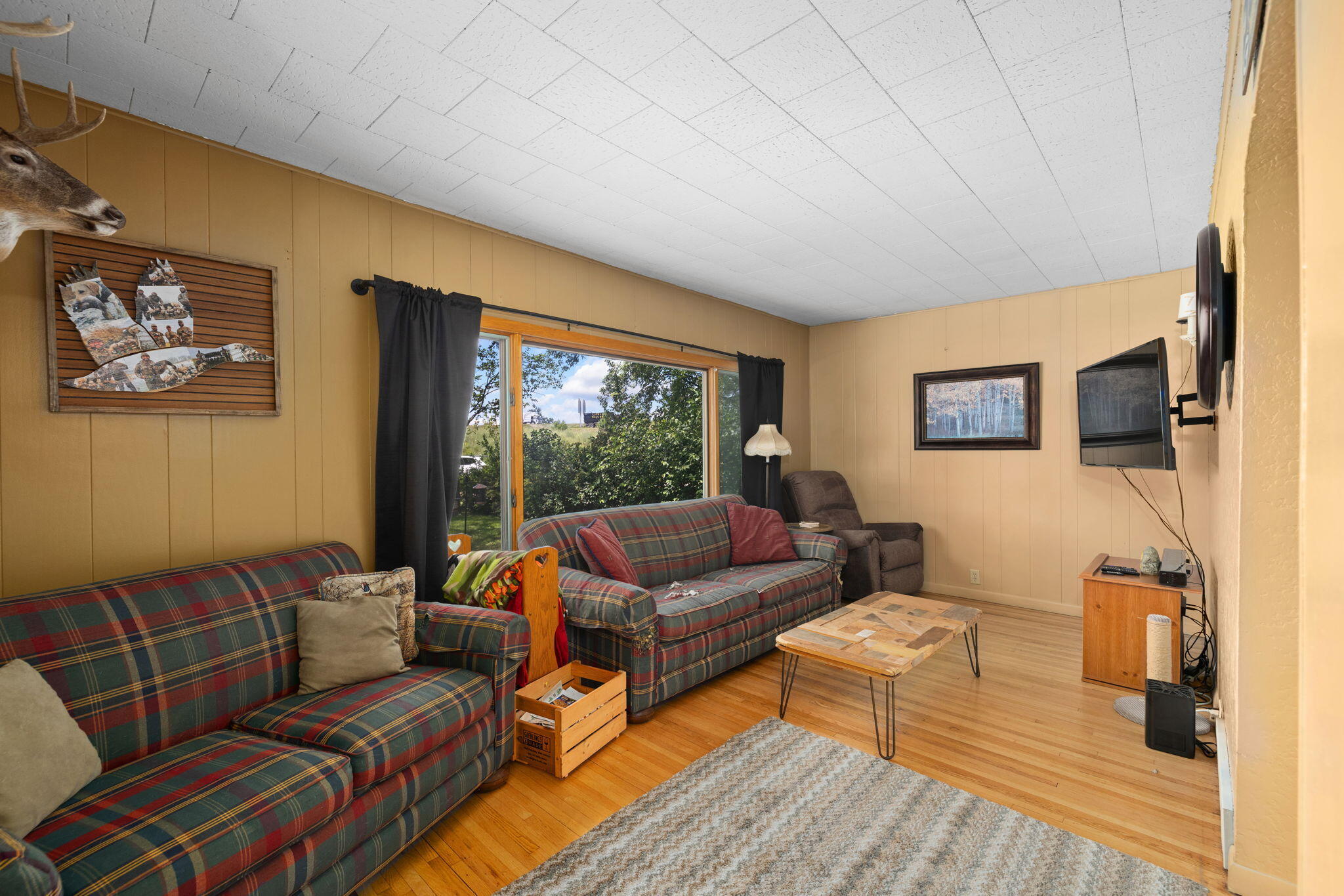 2920 George Street La Crosse, WI 54603 - Photo 2 of 17 Living ROom