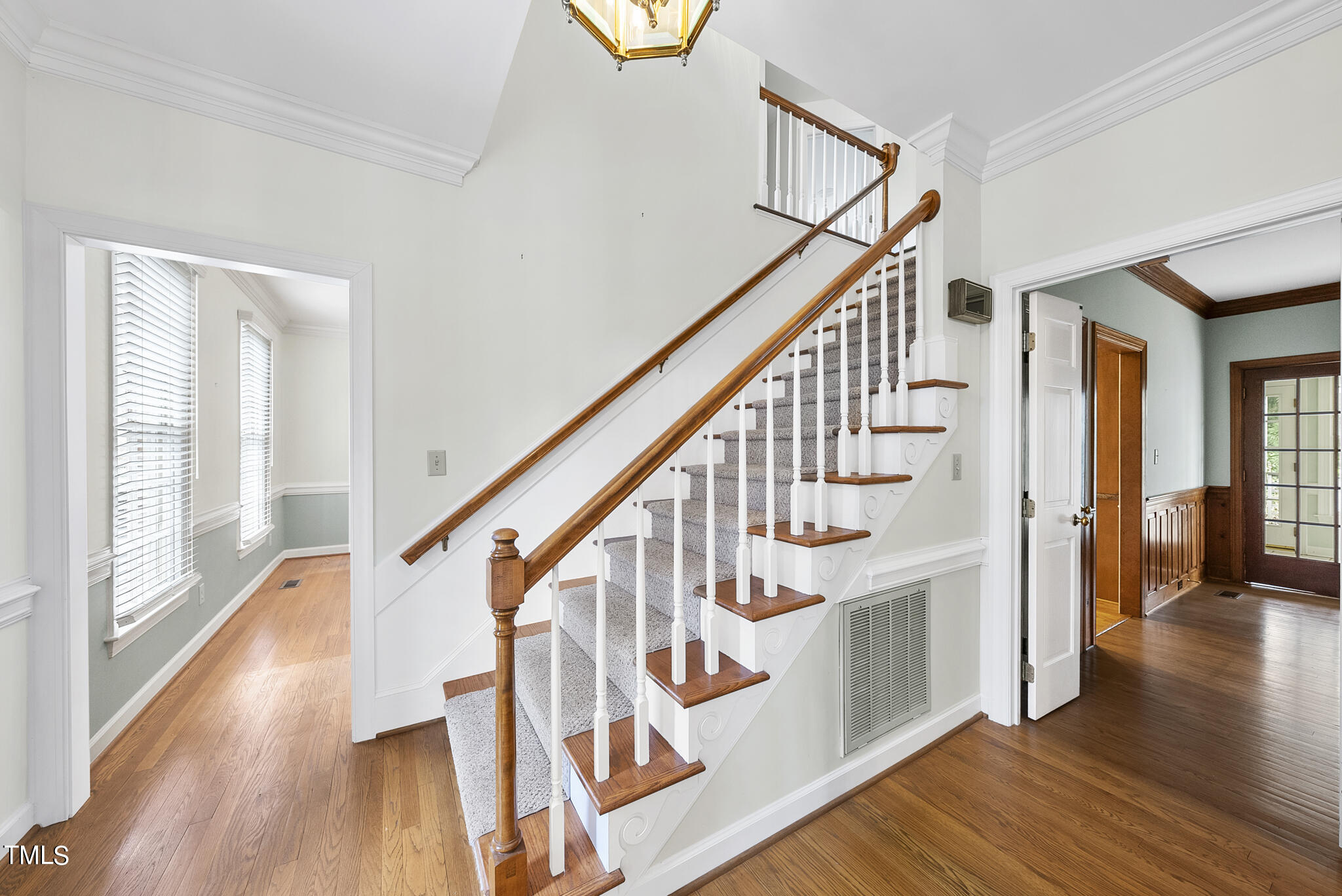 7412 Spyglass Way Raleigh, NC 27615 - Photo 6 of 52 DSC07559