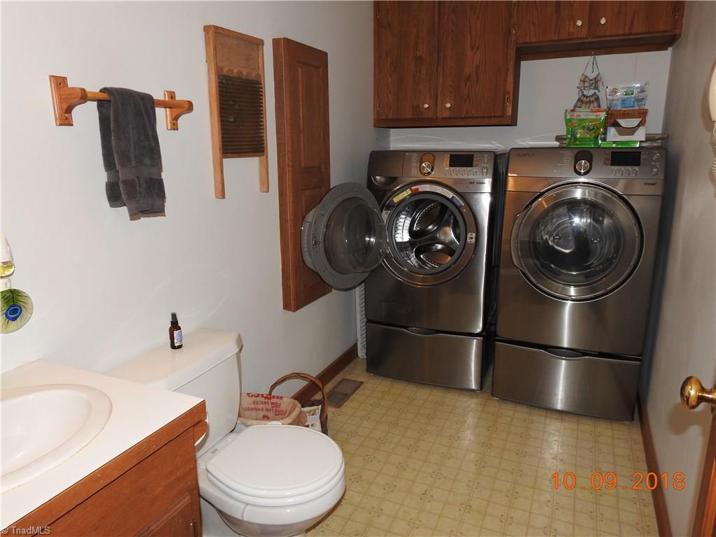 1288 Joe Layne Mill Road Elkin, NC 28621 - Photo 9 of 22 Gallery Image 9