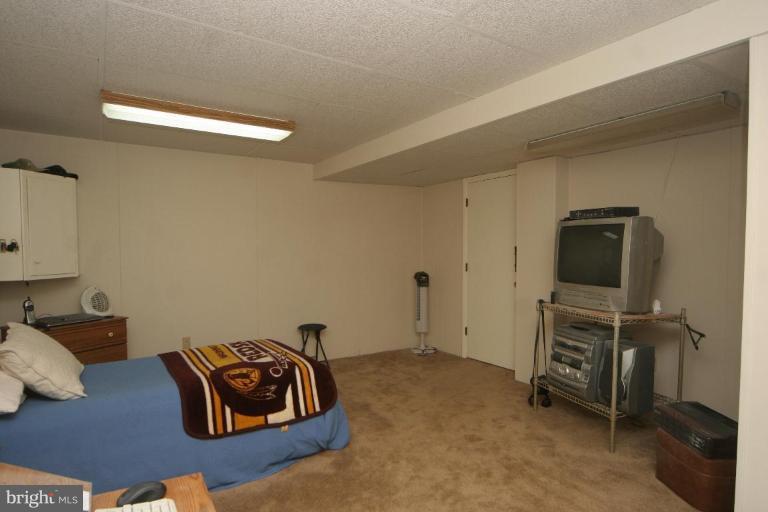 11318 Newport Mill Road Silver Spring, MD 20902 - Photo 22 of 28 Unique #1