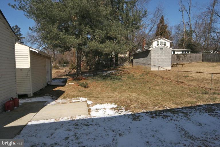 11318 Newport Mill Road Silver Spring, MD 20902 - Photo 26 of 28 Exterior (Rear)
