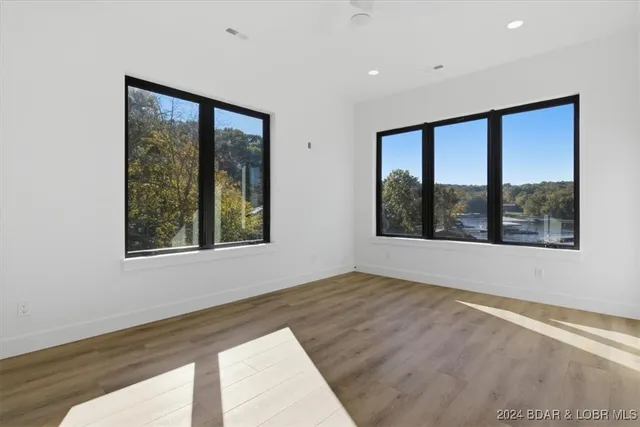 $2,699,000 | 6 Frst Lk Circle, Lake Ozark, MO 65049