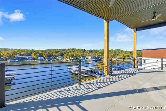 $2,699,000 | 6 Frst Lk Circle, Lake Ozark, MO 65049