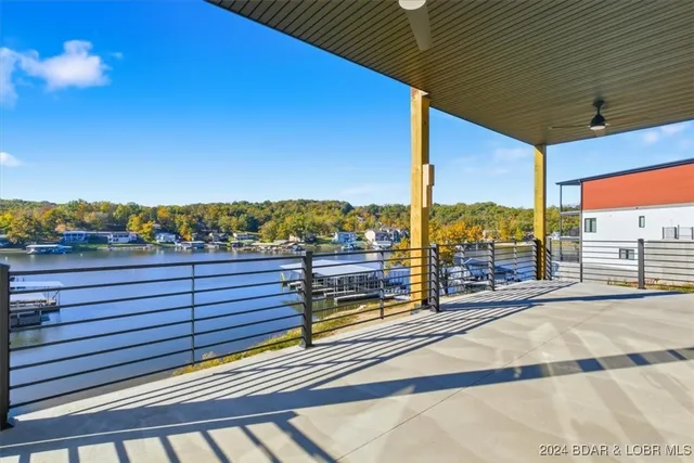 $2,699,000 | 6 Frst Lk Circle, Lake Ozark, MO 65049