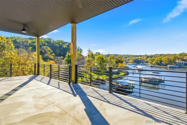 $2,699,000 | 6 Frst Lk Circle, Lake Ozark, MO 65049