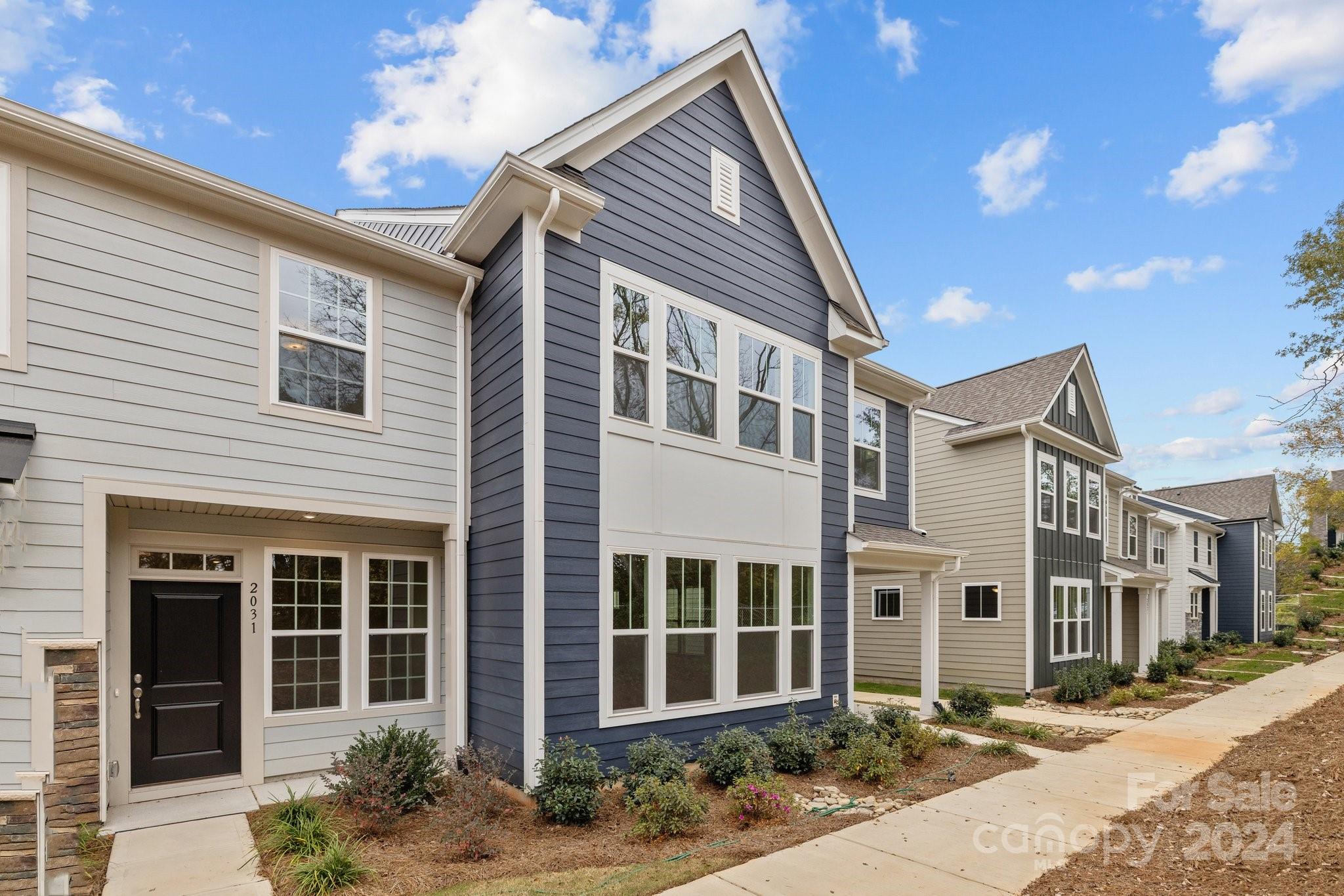 2027 Near Pt Road, Unit 17 Charlotte, NC 28208 - Photo 2 of 25