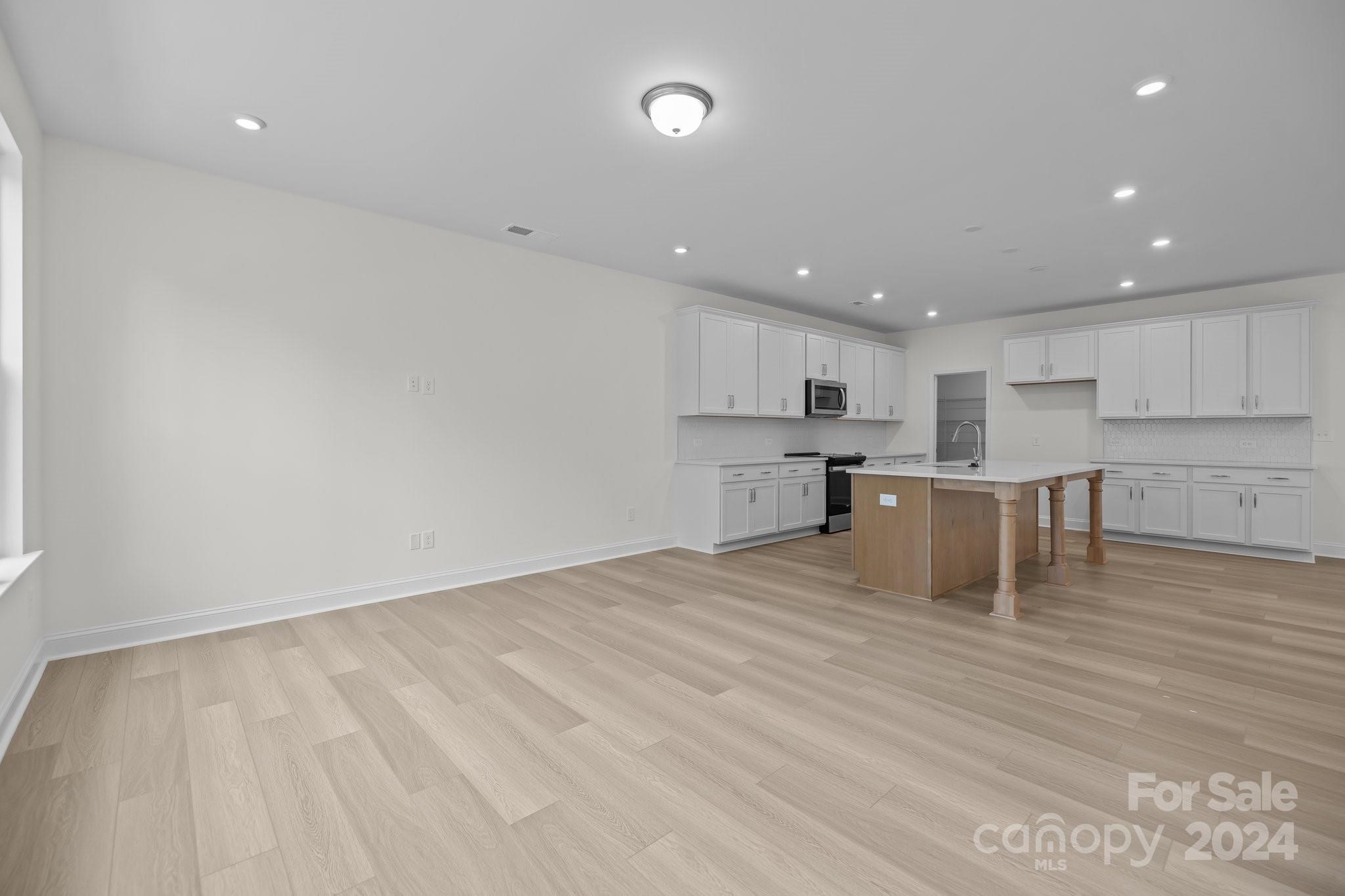 2027 Near Pt Road, Unit 17 Charlotte, NC 28208 - Photo 6 of 25