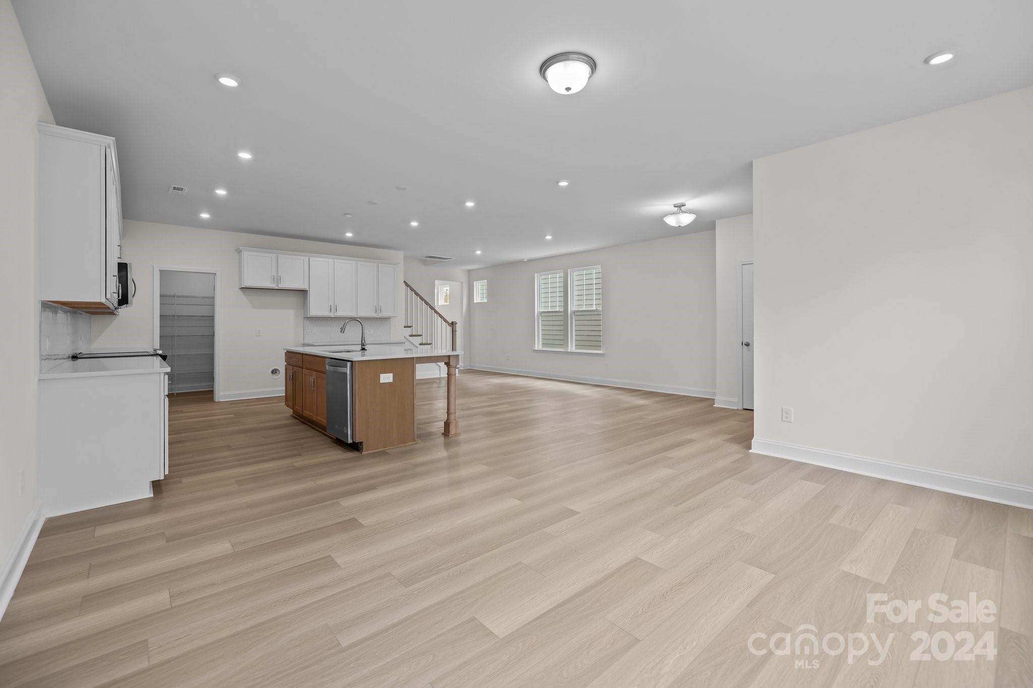 2027 Near Pt Road, Unit 17 Charlotte, NC 28208 - Photo 7 of 25
