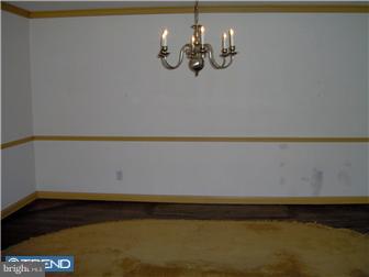 2533 Eaton Road Wilmington, DE 19810 - Photo 3 of 12 Dining Room