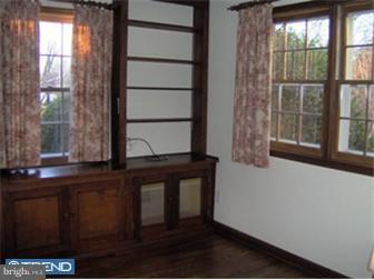 2533 Eaton Road Wilmington, DE 19810 - Photo 10 of 12 Office / Study