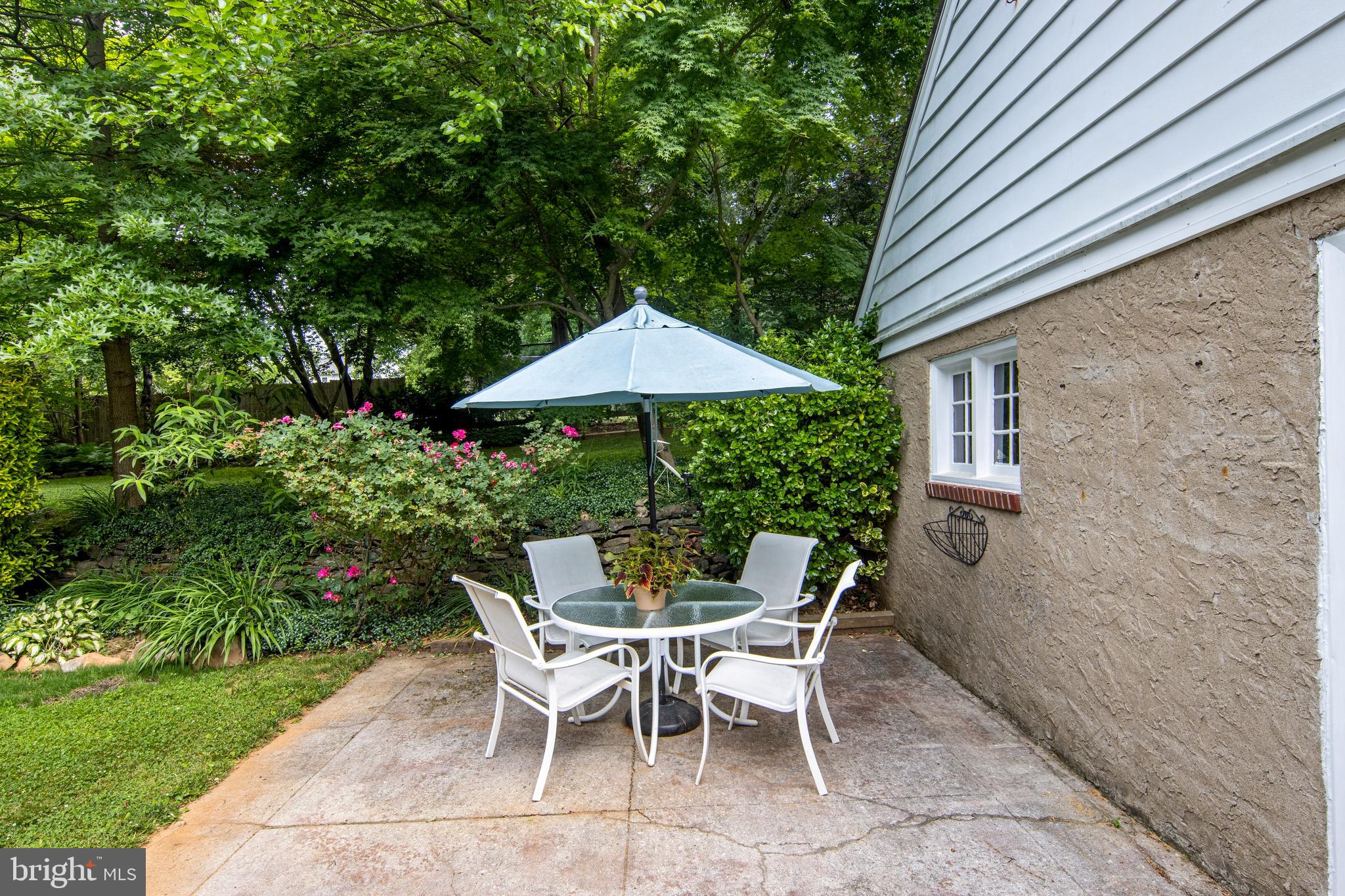 343 McMull Drive Wayne, PA 19087 - Photo 7 of 31