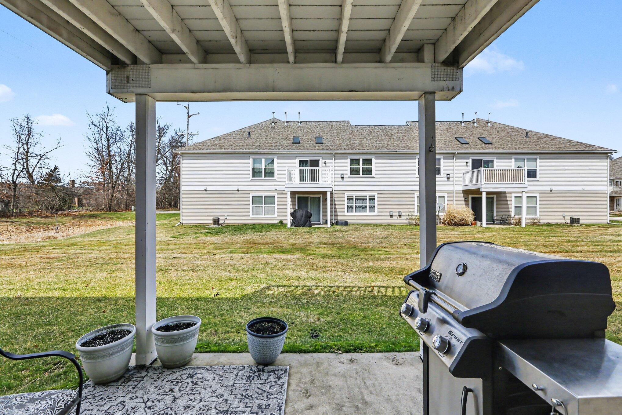 716 Cobblestone Way Chelsea, MI 48118 - Photo 19 of 29 021_file_5279