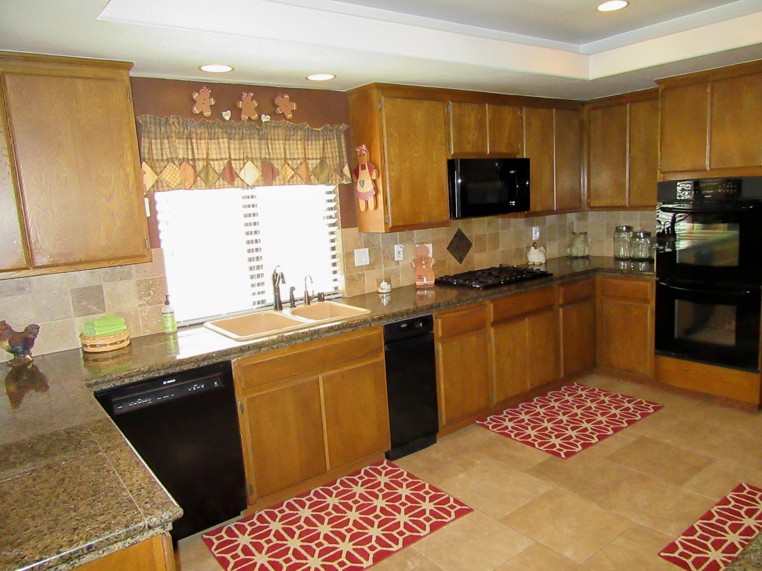 875 Cynthia Drive Lompoc, CA 93436 - Photo 11 of 69 IMG_2298