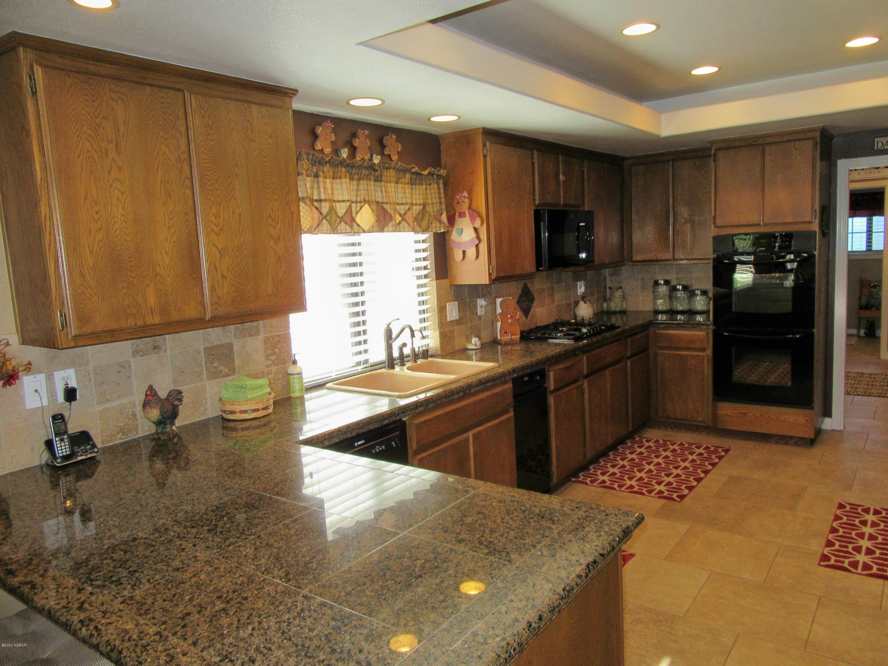 875 Cynthia Drive Lompoc, CA 93436 - Photo 12 of 69 IMG_2277