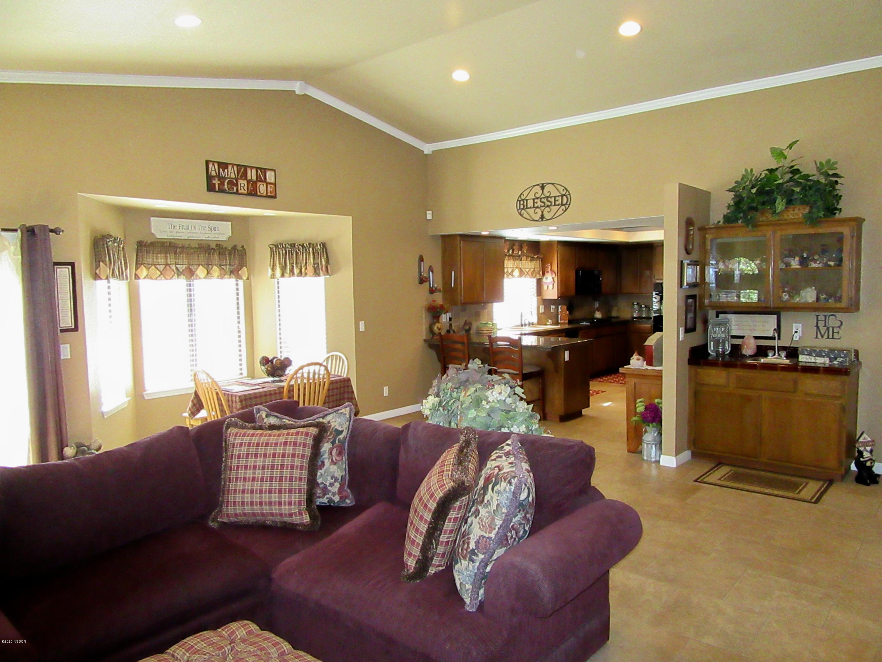 875 Cynthia Drive Lompoc, CA 93436 - Photo 18 of 69 IMG_2267