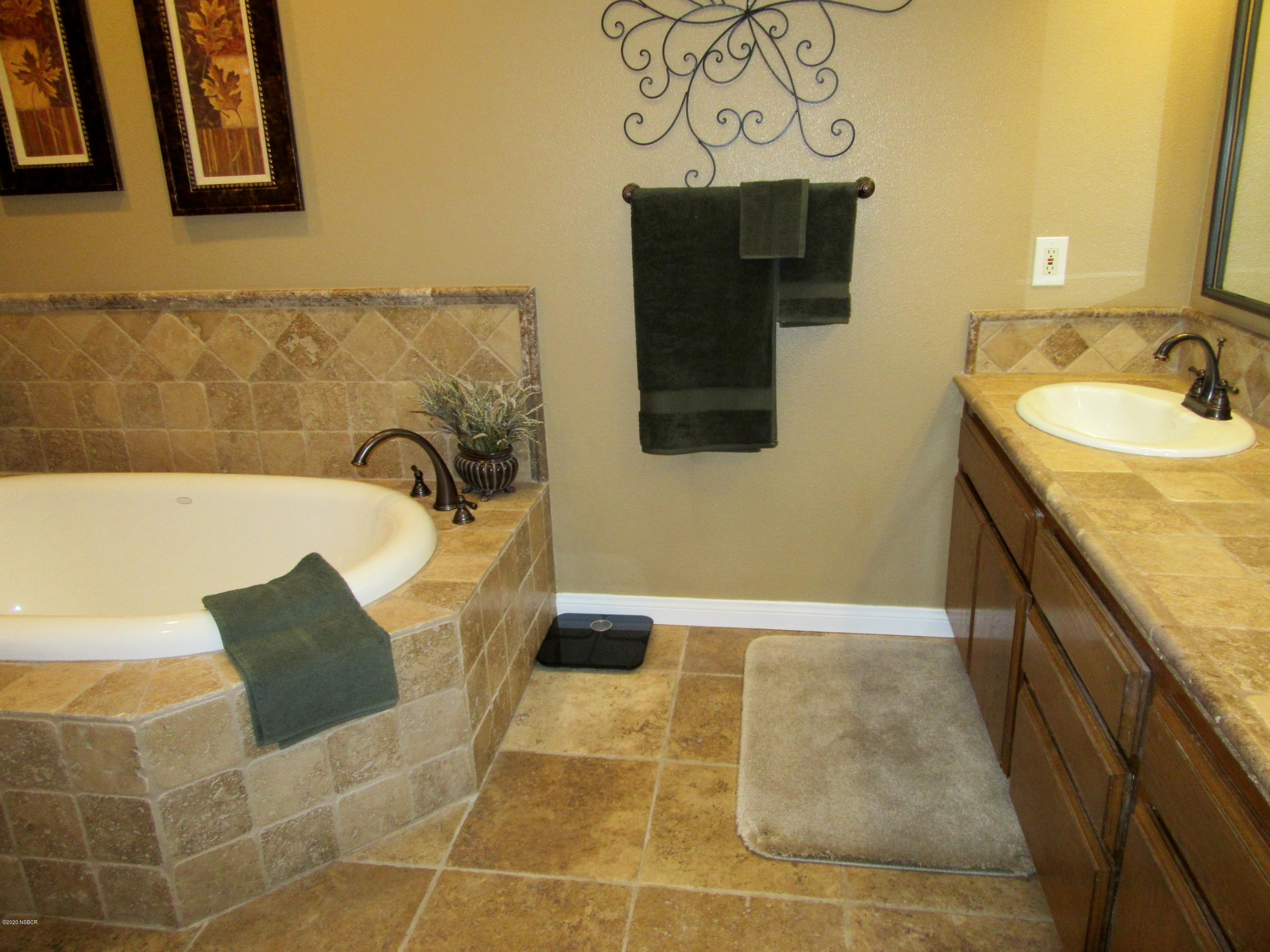 875 Cynthia Drive Lompoc, CA 93436 - Photo 27 of 69 IMG_2350