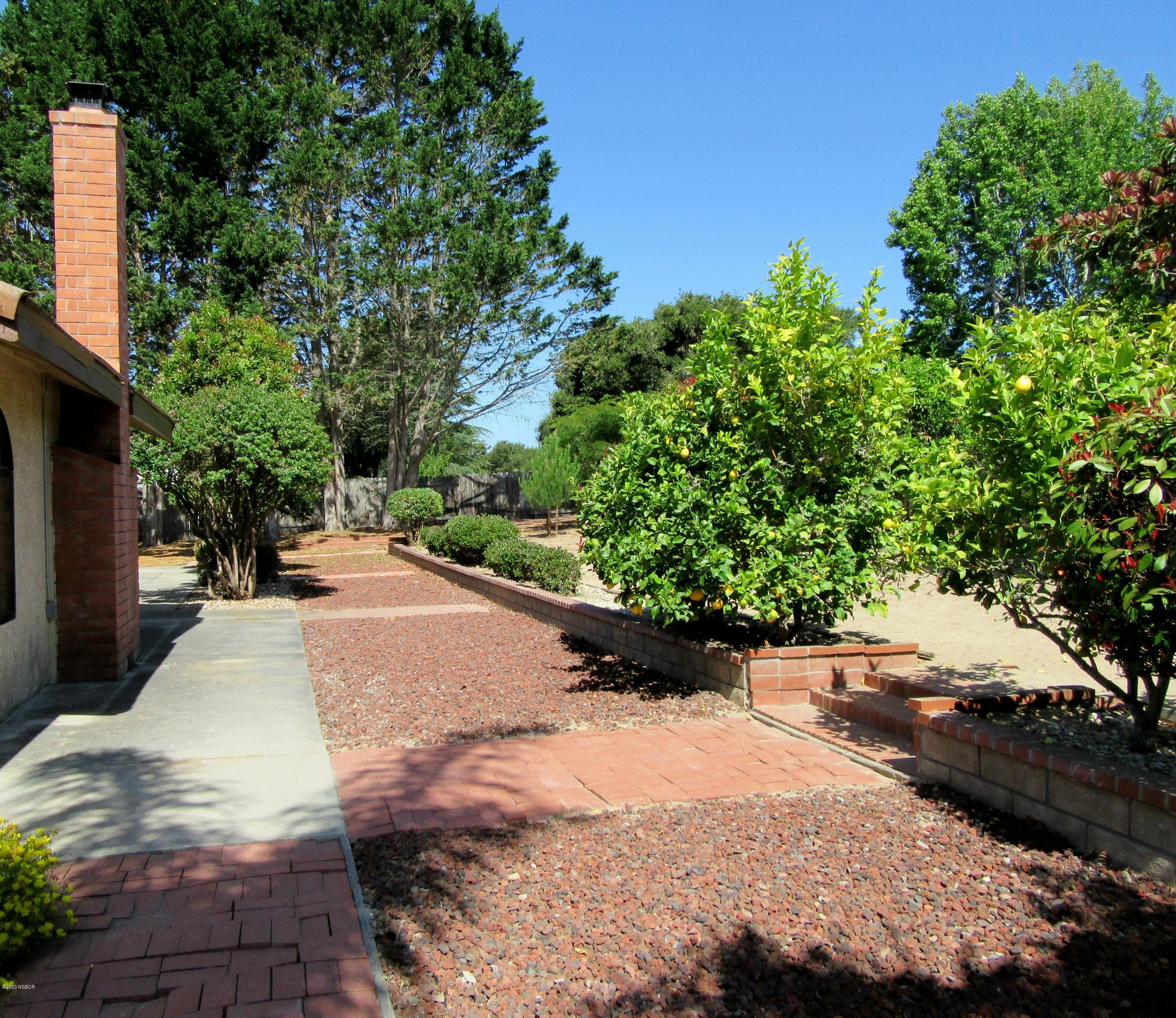 875 Cynthia Drive Lompoc, CA 93436 - Photo 53 of 69 IMG_2412