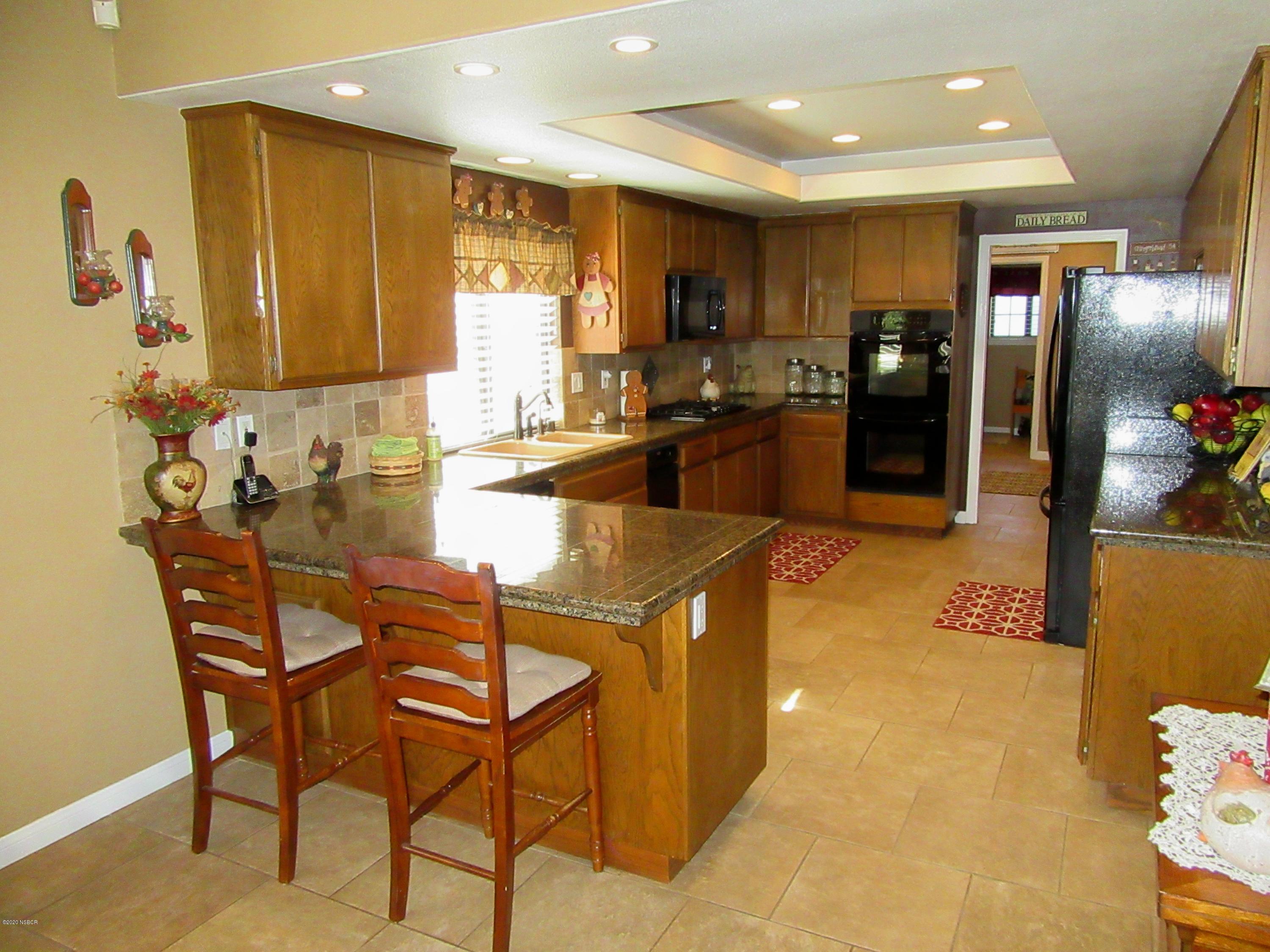 875 Cynthia Drive Lompoc, CA 93436 - Photo 10 of 69 IMG_2273