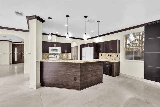 $6,500 | 1102 Southwest 149th Path, Miami, FL 33194