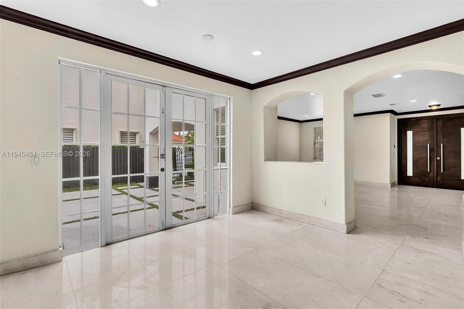 1102 Southwest 149th Path Miami, FL 33194 - Photo 15 of 45